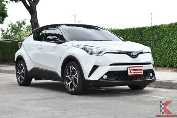 รถมือสอง Toyota C-HR 1.8 ( 2022 ) HEV Premium Safety SUV