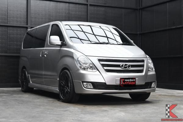 Hyundai H-1 2.5 ( 2016 ) Touring Van