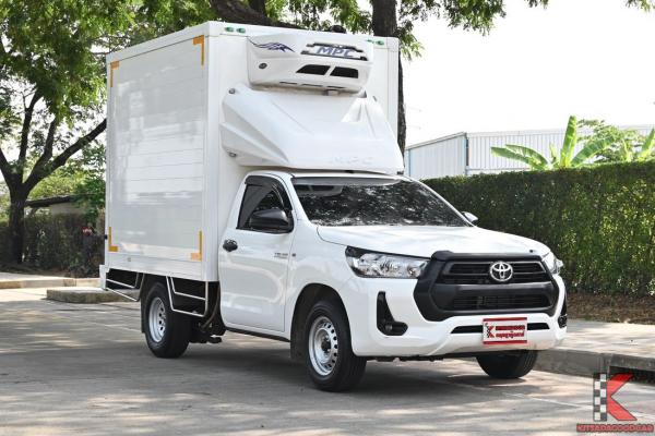 Toyota Hilux Revo 2.4 ( 2024 ) SINGLE Entry Pickup
