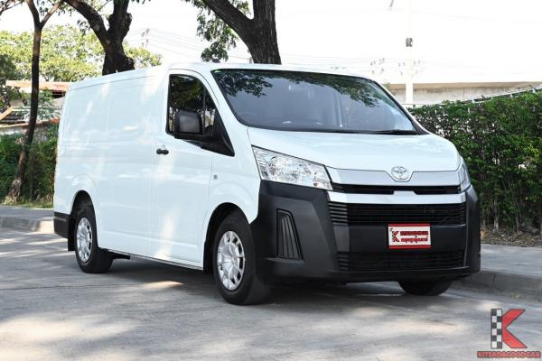 Toyota Hiace 2.8 ( ปี 2020 ) ECO Van