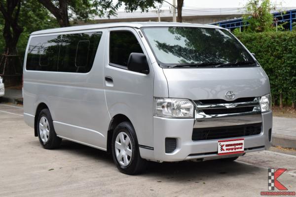 Toyota Hiace 3.0 (ปี 2015) ตัวเตี้ย D4D Van