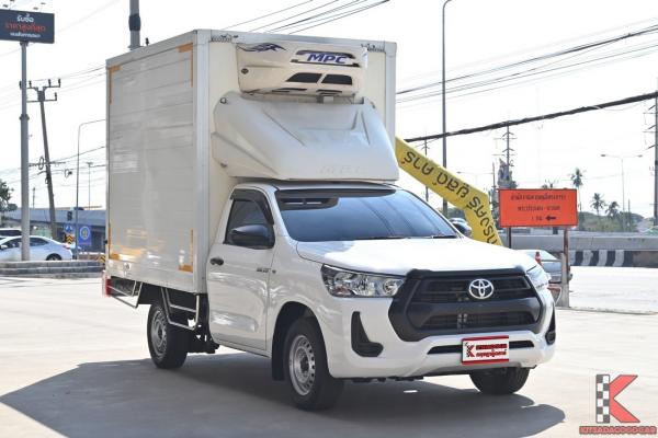 Toyota Hilux Revo 2.4 ( 2022 ) SINGLE Entry Pickup