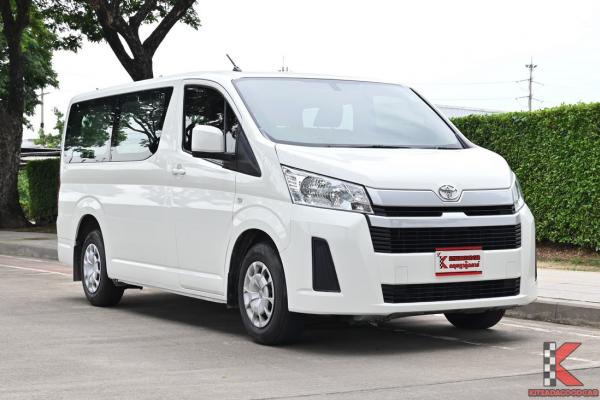 Toyota Hiace 2.8 ( ปี 2020 ) ECO Van